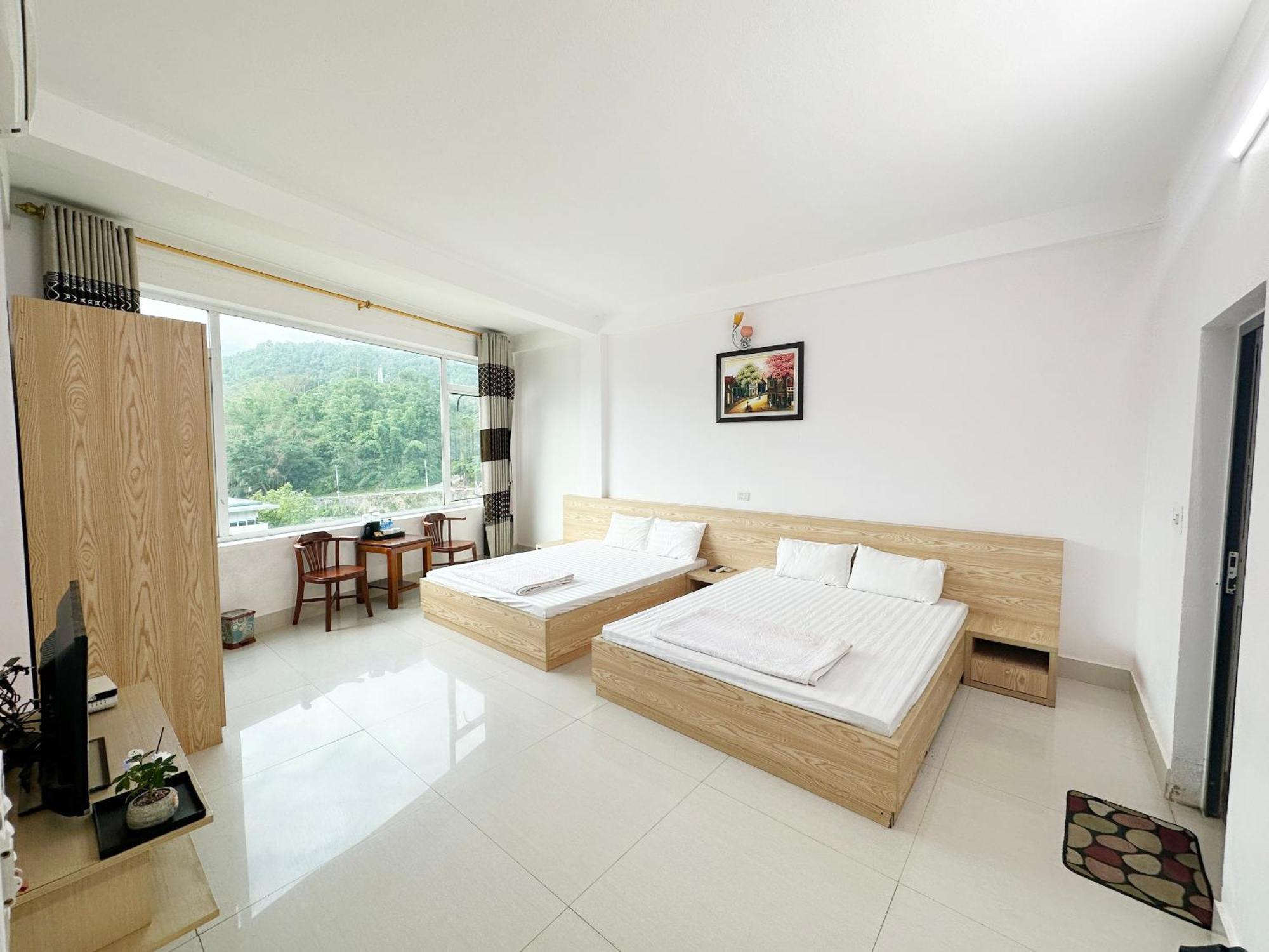 Quy Anh Hotel Bao Lac Town Exterior foto